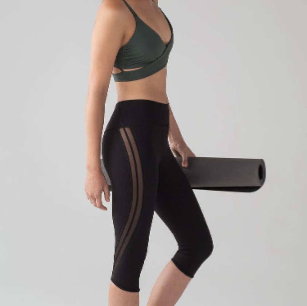 Lululemon sun setter crops size 4